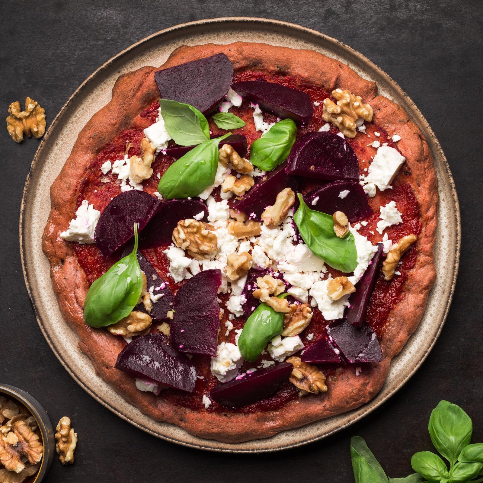 Celozrnná pizza s cviklou