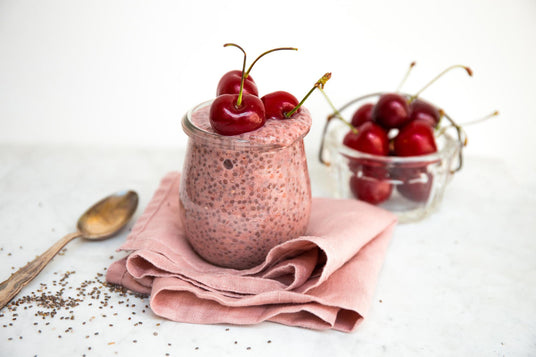 Chia puding s čerešňami