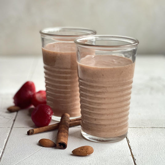 Jahodové smoothie so škoricou