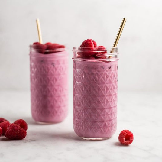 Malinové smoothie s jogurtom