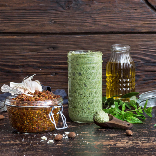 Mätovo-rukolové pesto