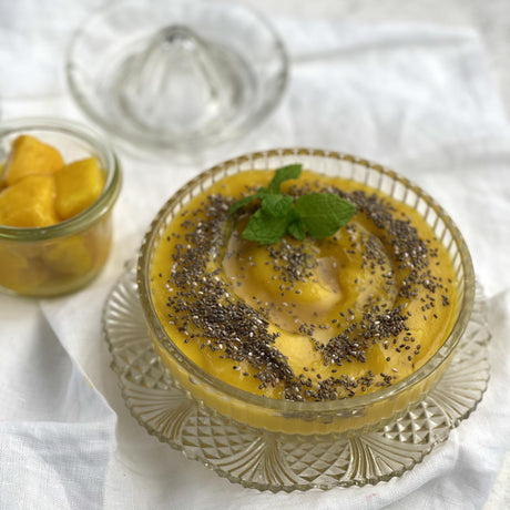 Chia mango puding