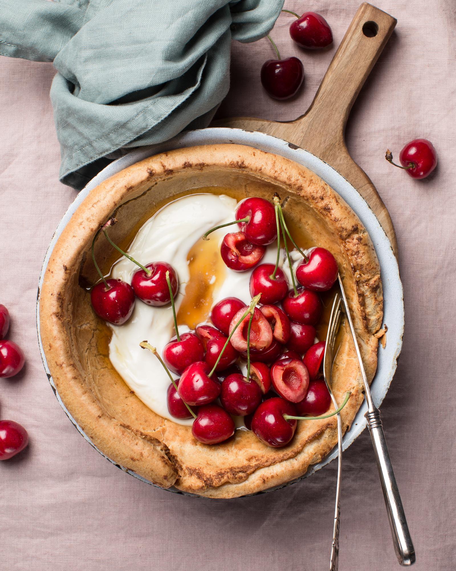 Dutch baby s čerešňami