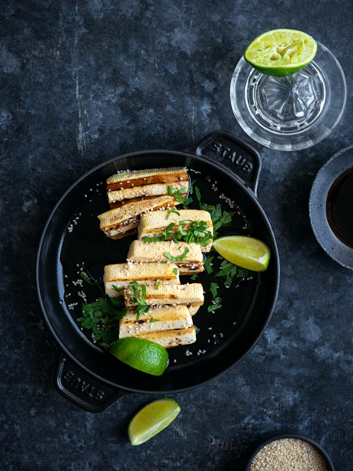 Grilované tofu v sezame