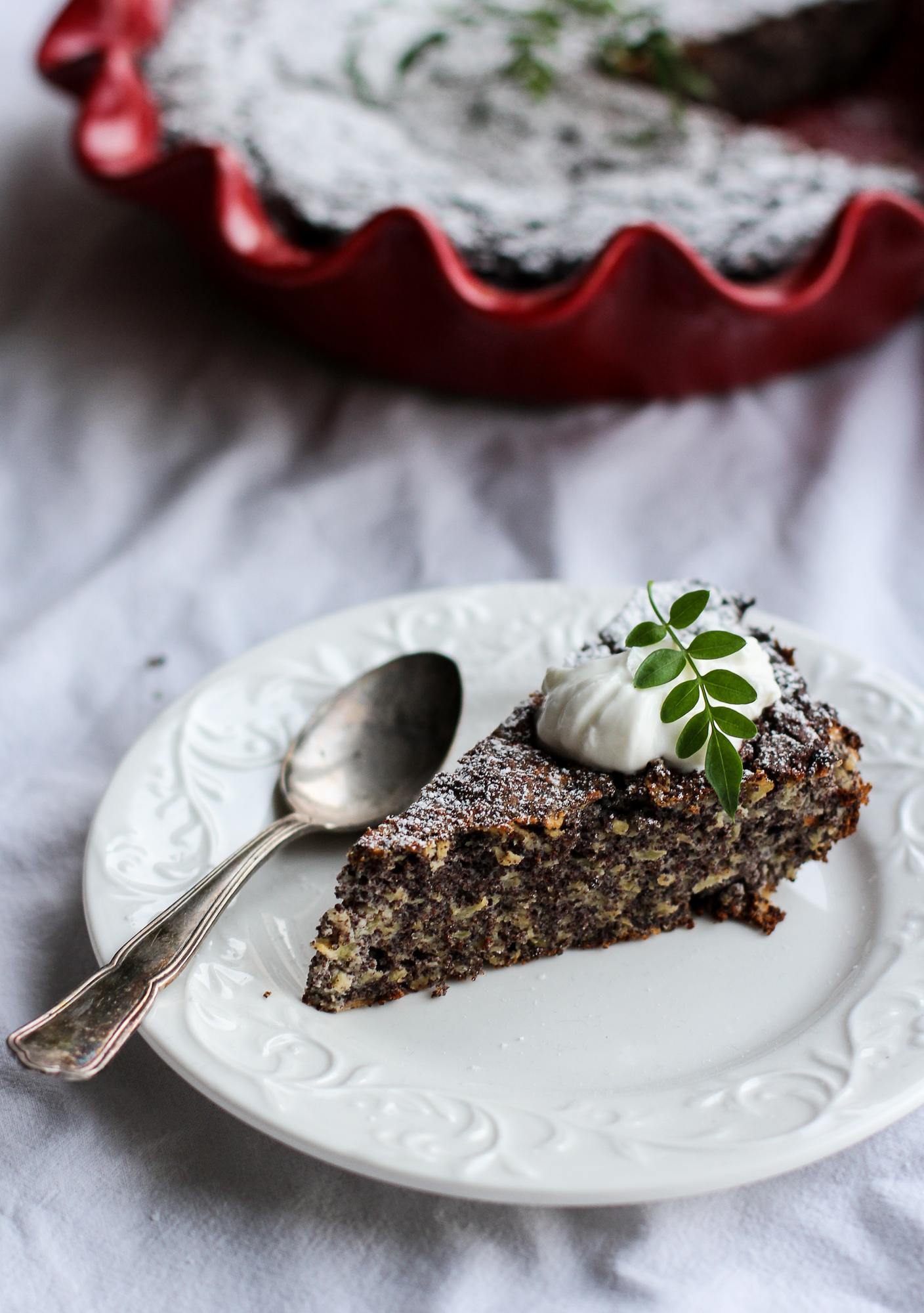 Makový koláč s jablkami