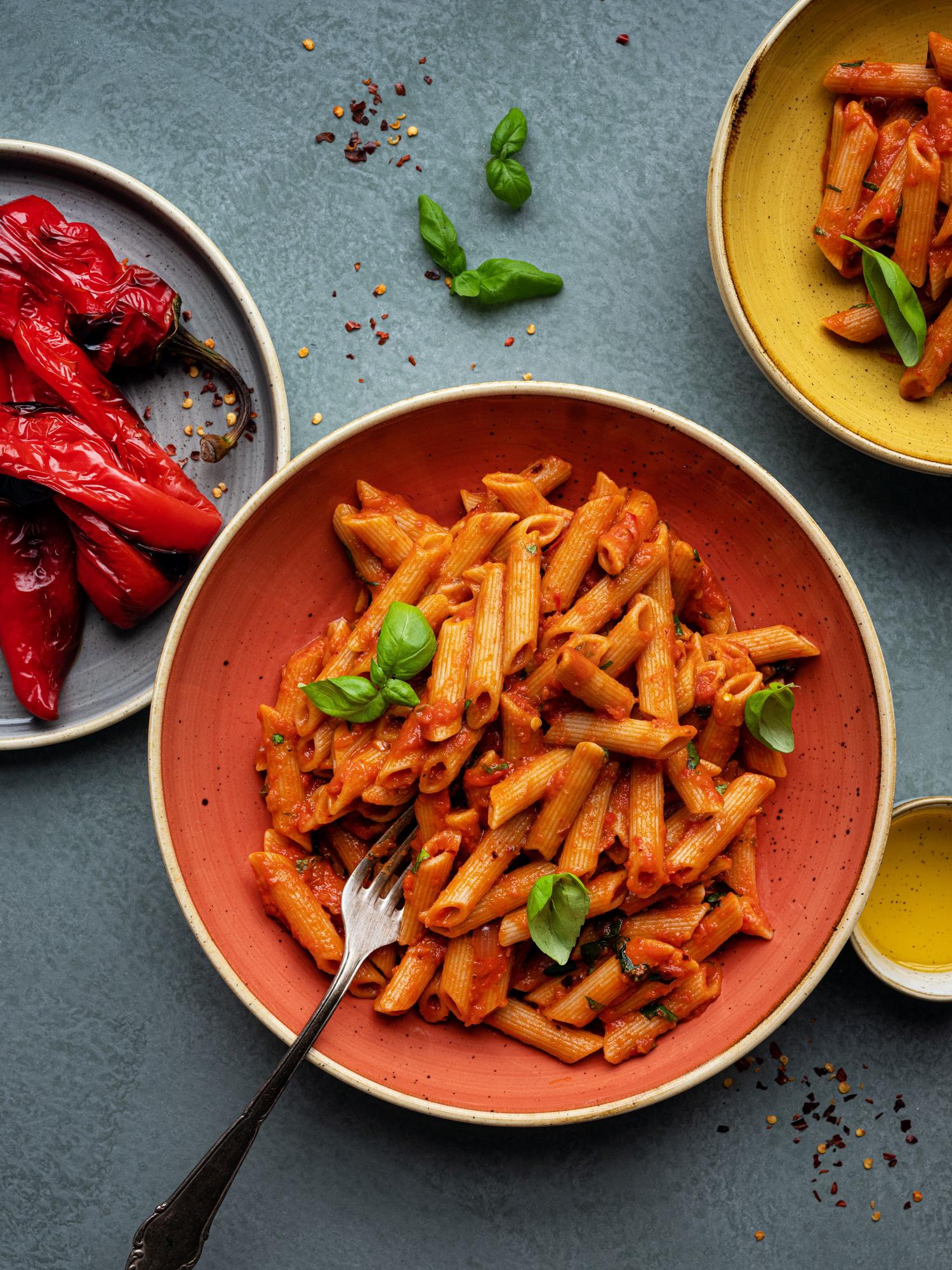 Penne s paprikovo-paradajkovou omáčkou