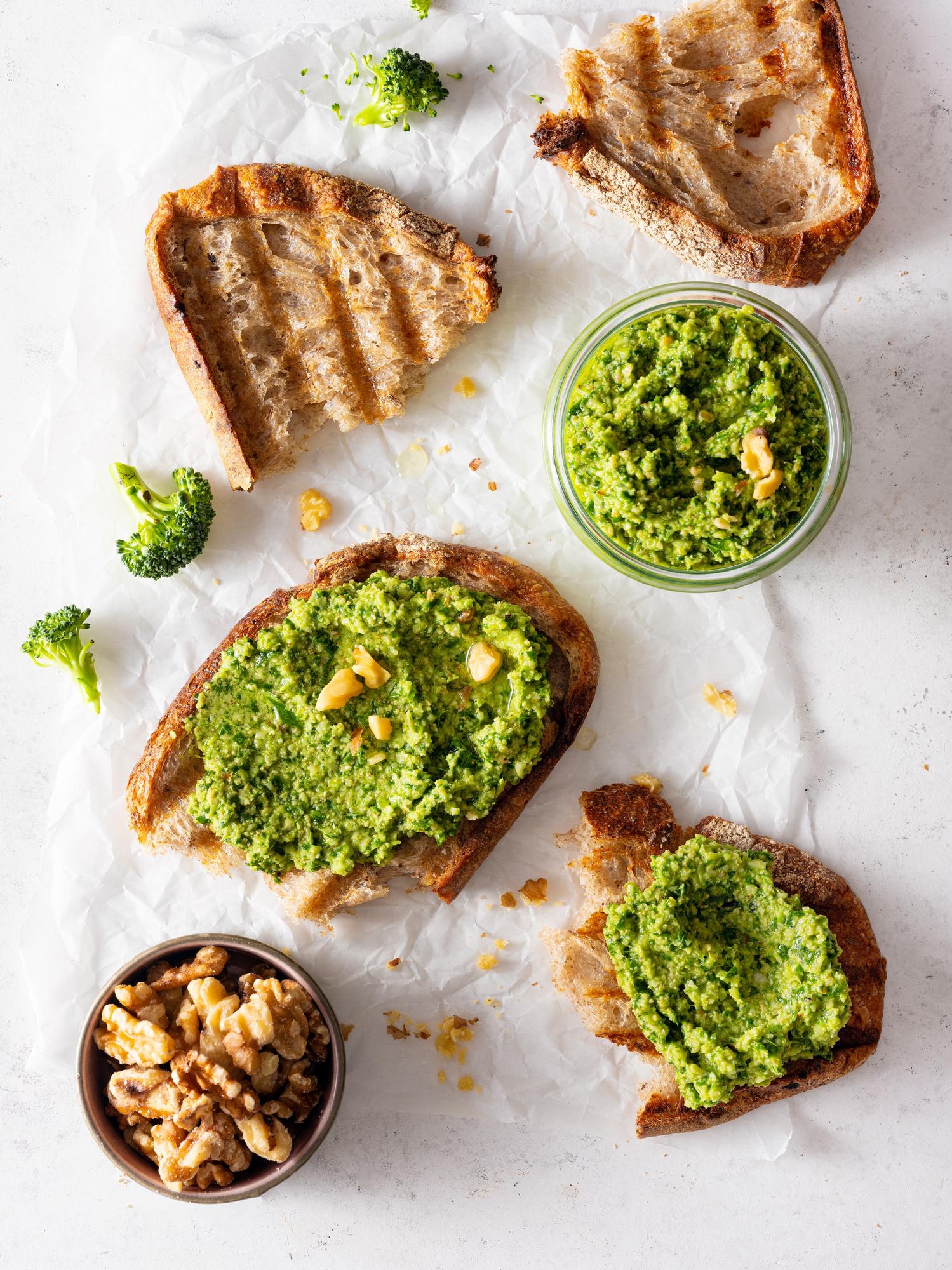 Pesto z brokolových stonkov