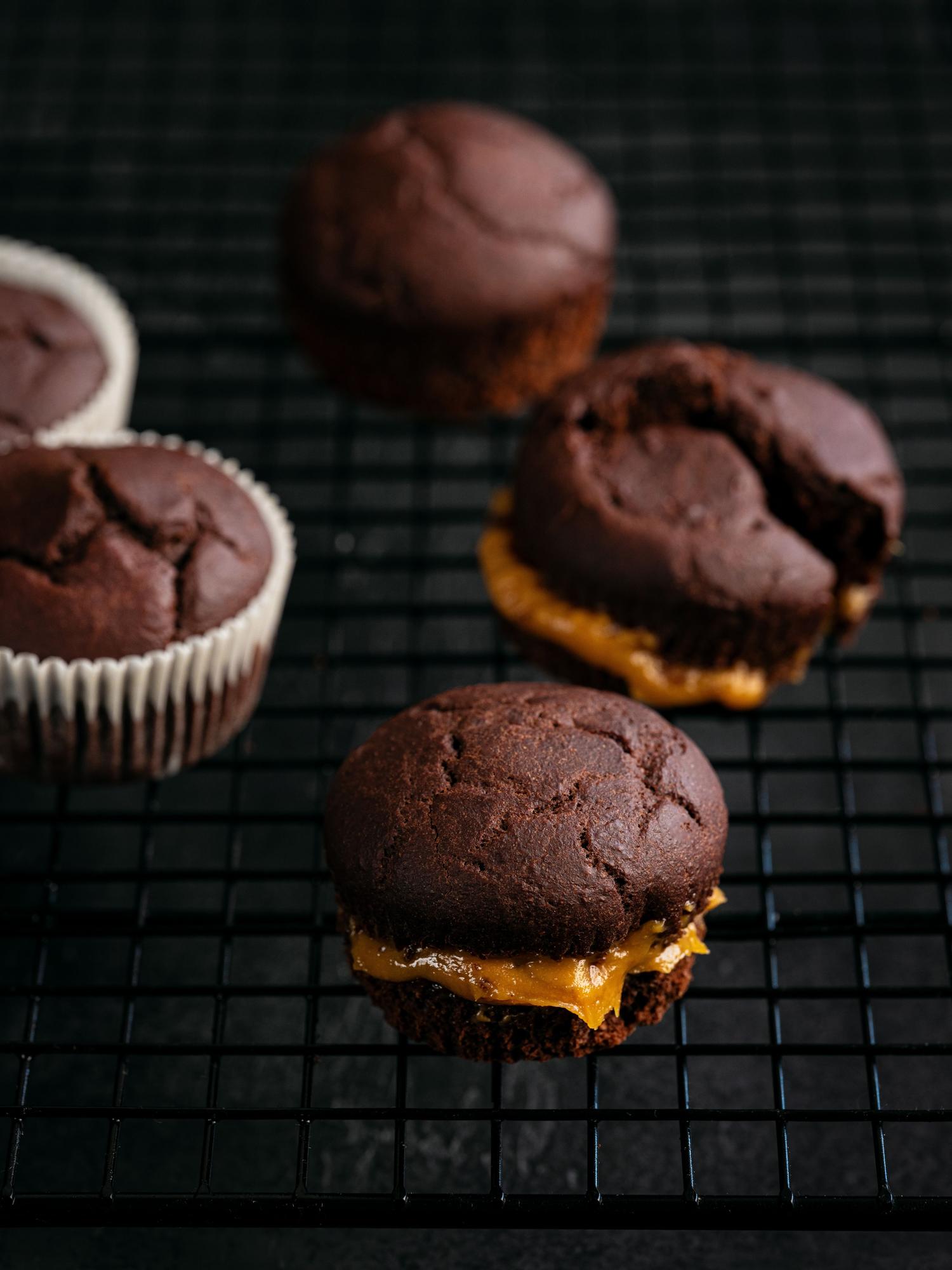 Plnené čokoládové muffiny