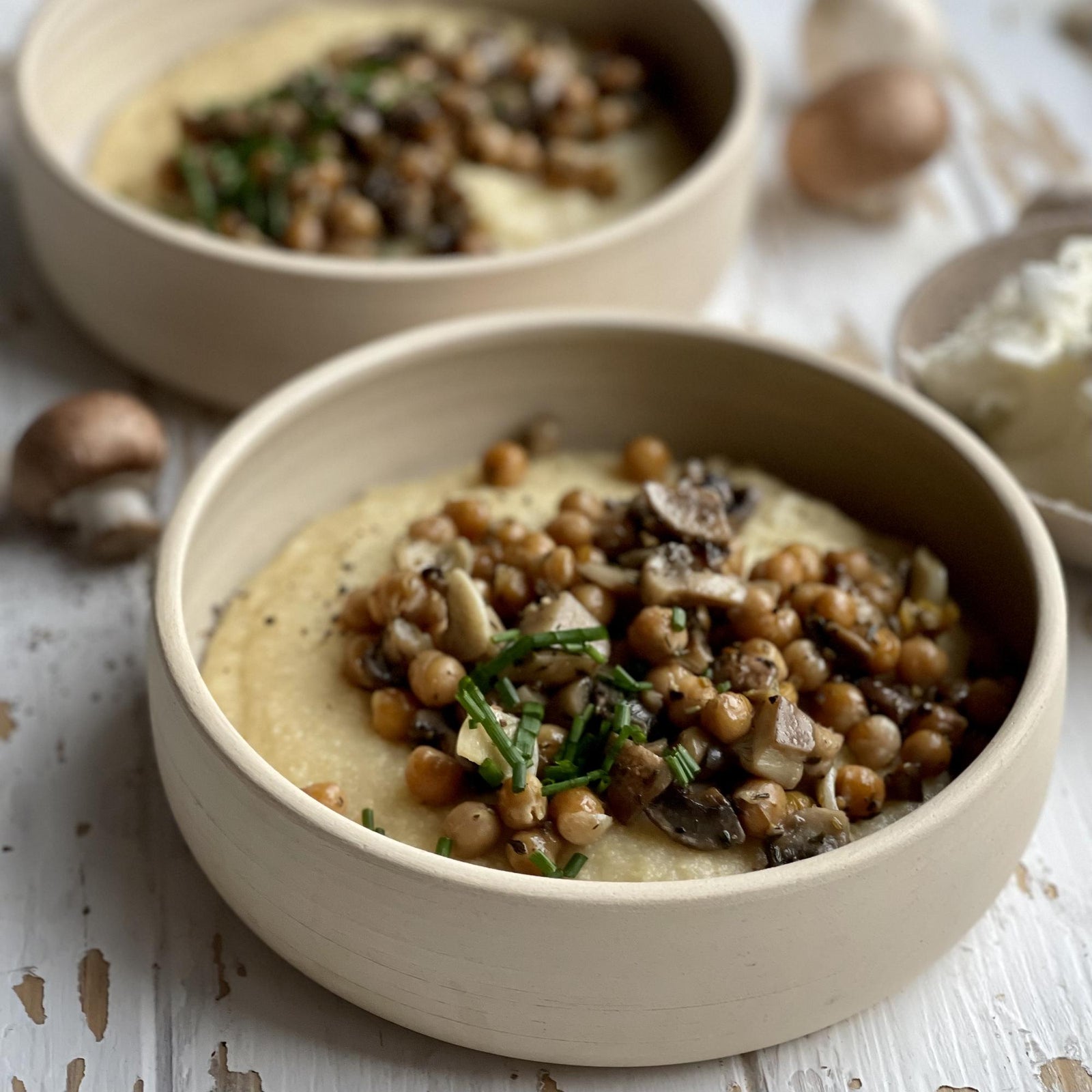 Polenta s hubami a cícerom