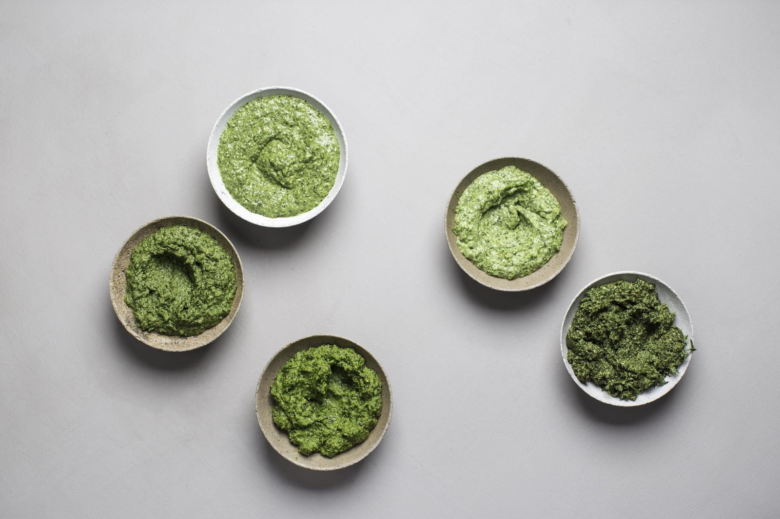 Tymianové pesto s pistáciami a špenátom
