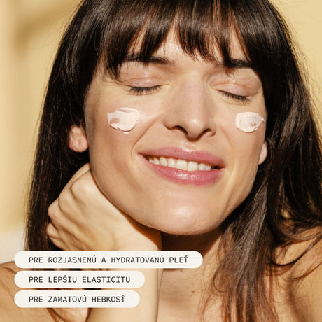 Denný krém Glow & Protect SPF 25 s astaxantínom & vitamínom C 50 ml