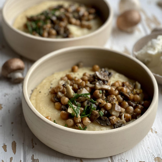 Polenta s hubami a cícerom